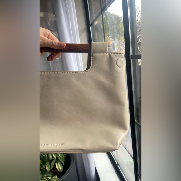 PAYTON JAMES
Wood Cut Out Tote - Picture 5 of 10